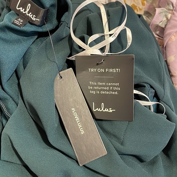 Lulus xs green maxi dress short sleeve with cut out - Picture 5 of 5